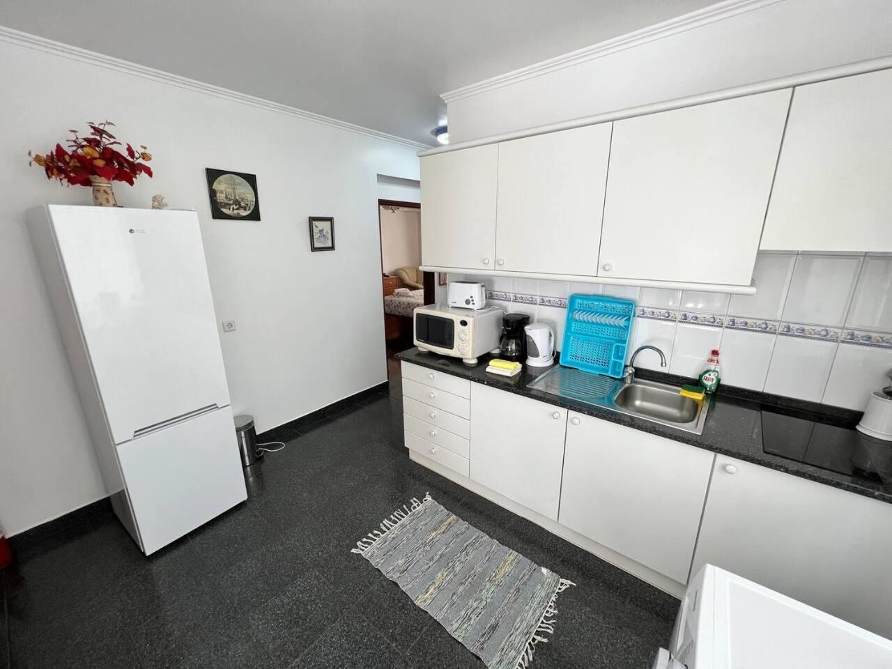 Comfortable 2-Bedroom Apartment For Relaxing Stays Funchal (Madeira) Exterior foto